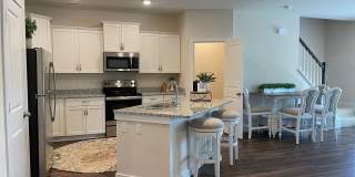 Heron | 3 Bed 2.5 Bath | Garage | 1800 sf | $2726-$2999 | 8, 9, 10, 12, 14, and 15 month lease terms Gallery 220