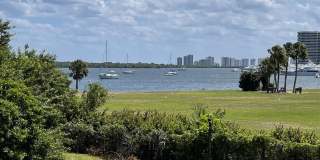 1660 Twelve Oaks Way Gallery 21