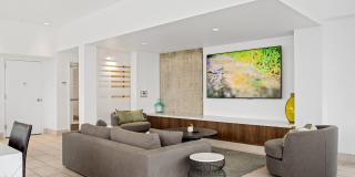 Verve Gallery 34