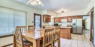 Beautiful 1-story southwestern-style home in west El Paso Gallery 38