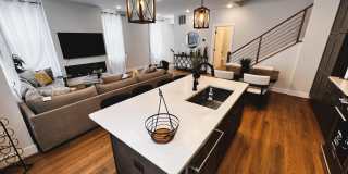 4989 EISENHOWER Avenue Gallery 17