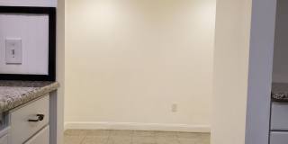 Cute, Quiet and Renovated One Bedroom Finished Basement in Eaton Gallery 17