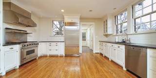 Stunning Tudor-style 4BR/3.5BA home in a prime, unbeatable location! Gallery 11