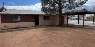 Very Nice 4 bedroom, 2 bathroom home available! Gallery 1