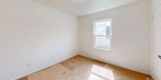 Fantastic - 3 bed 2 bath with Solar Panels Gallery 11