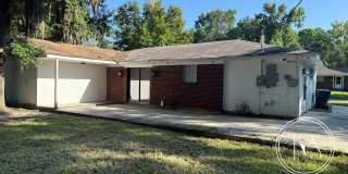 Charming 3-bedrooms/1-bath home in LaRoche Park Gallery 7