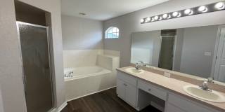 110 Cloverdale Rd Gallery 7