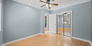 Kennydale Rambler with parking- Close to Lake Washington Gallery 25