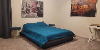 Charming 3-Bedroom Home with Spacious Yard Gallery 9