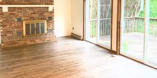 5BR/2BA House near UVM with Garage – Avail. June 1, 2027 (238 Spear St) Gallery 1