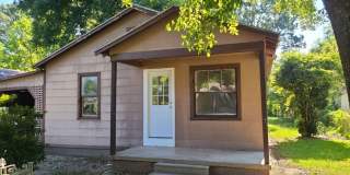 2 Bedroom, 1 Bath House Gallery 1