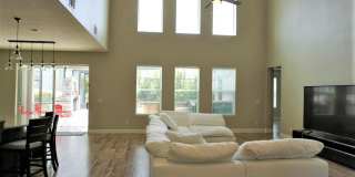Orchard Hills 6 bed / 3.5 Bath - Partially Furniushed Gallery 9