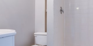 Available August - Check out this beautiful 2 bedroom w/ city views! Gallery 24