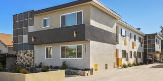 1352 W 36th Street apartments Gallery 59