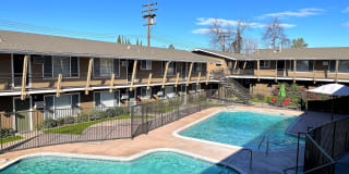 Towne Centre at Orange Gallery 6