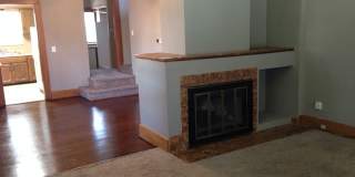 2 Bedroom Duplex in Riverside! Gallery 3