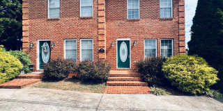 Colonial Style Townhouse Colonial Style Townhouse Gallery 1