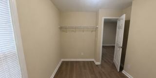 182 North Burson Avenue Gallery 13