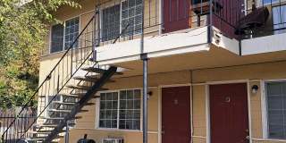 Clean, Move-In Ready Unit Available Now! Clean, Move-In Ready Unit Available Now! Gallery 1