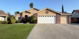 Charming Family Home with Spacious Yard Charming Family Home with Spacious Yard Gallery 1