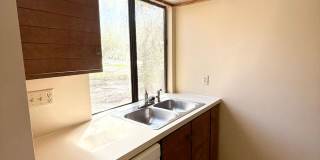 Remodeled!! Close to Shopping, VA Hospital and Hilaman Golf Course! Gallery 24