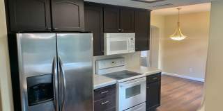 Beautifully Updated 4/2.5 near Woodward Park Gallery 8