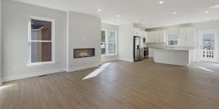 945 SYCAMORE DR SE Gallery 30