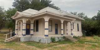 3819 Henry Street Gallery 1