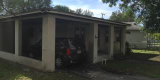 Large 3-2 with a carport Gallery 1