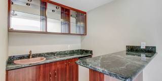 Spacious & Bright 3BR Condo with Bonus Room, Secured Parking & Hollywood History! Gallery 21