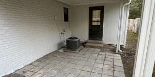 408 SE First Street Gallery 25