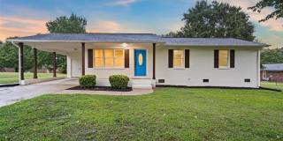 1305 Greer Street Gallery 1