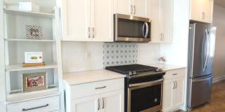 Stunning Newer Construction Home With 2 Master Suites Located in the Desirable Mountainside Heights Neighborhood Across from Mountainside High School Comes Either Furnished or Unfurnished. Gallery 7