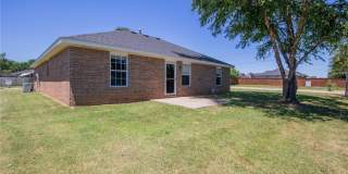 610 Maplewood Drive Gallery 5
