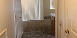 2609 Cloverleaf 3 bed/ 1.5 bath Duplex Gallery 1