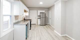 592 Emerson St Gallery 3