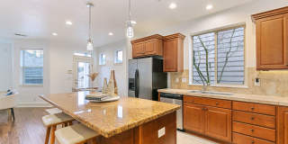 Charming Newer Construction King City 3 Bedroom/2.5 Bath Home Gallery 11