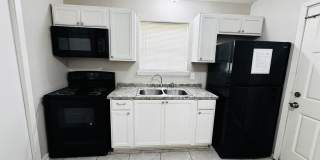 3433 Hollywood Street (3 Bed/1 Bath) Gallery 15