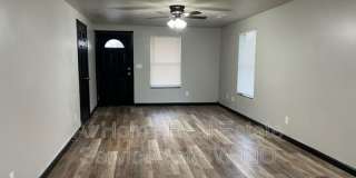 704 N Kansas Expy Gallery 3