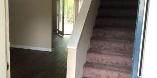 2 Bedroom 1.5 Bath Townhouse Gallery 1