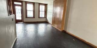 5 Bedroom Pet Friendly House in Lancaster! Gallery 4