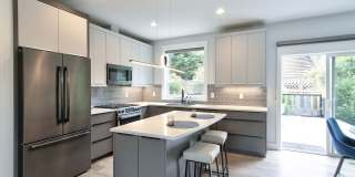 Fully Furnished Lake Oswego Gem!!!! Gallery 20