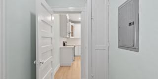 61 Warren Street - 2 Gallery 18