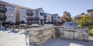 Quad Apartment Homes Gallery 2