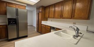Spacious Updated Bonita Condo Gallery 23
