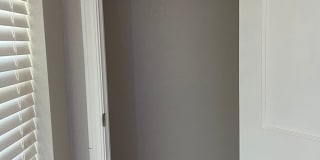 Spacious 3 Bed 1 bath home Gallery 7