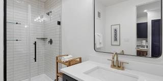 10899 S Hausman Gallery 15