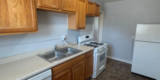 Hillside Court Apartments (317 N. 31st Ave.) Gallery 7
