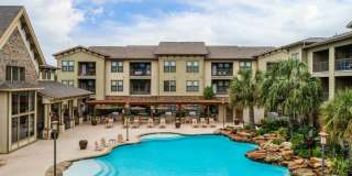 Queenston Manor Gallery 4