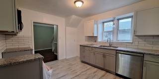 Unicorn alert!!!  5 bedroom 2 story home of your dreams! Gallery 7